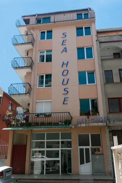 Sea House Pensiune